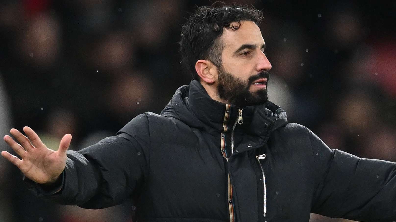 還是在防守 還是在防守